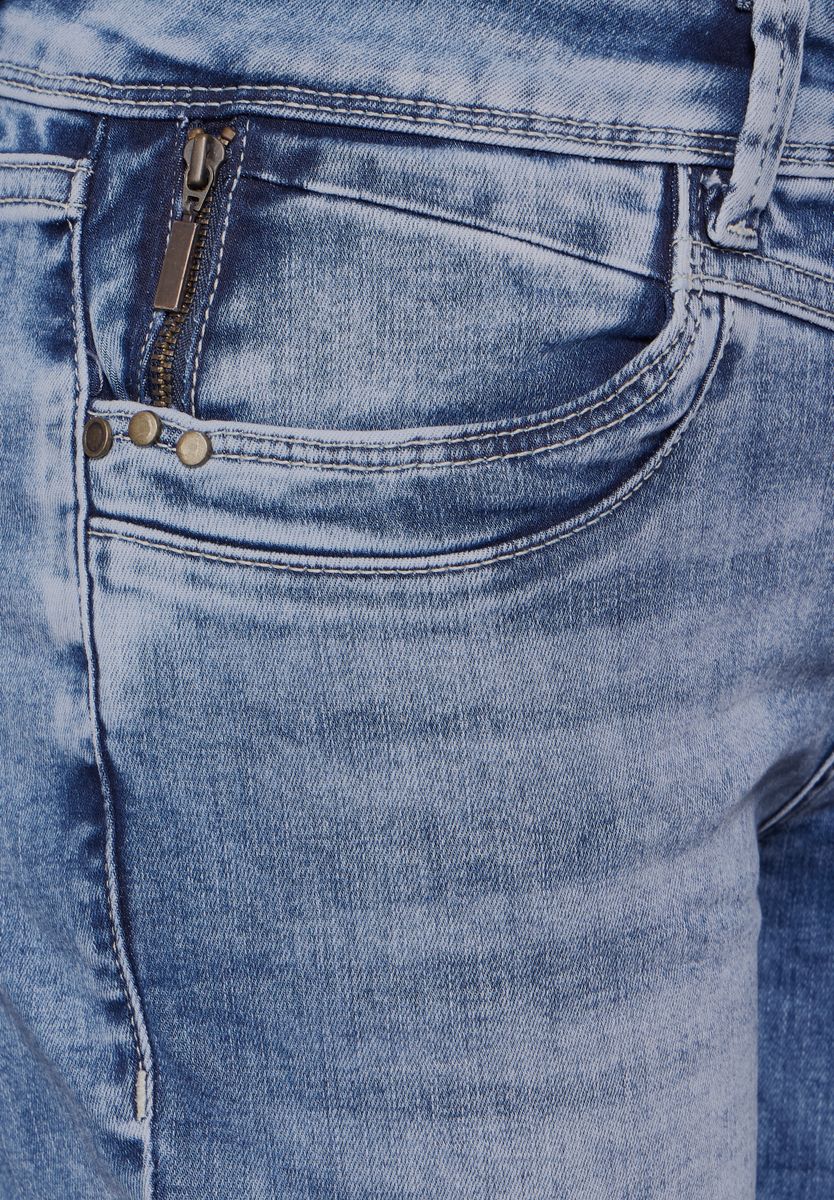 Slim Leg Jeans