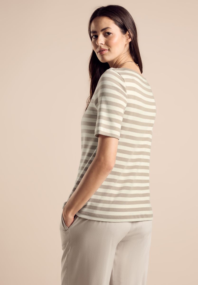 Gestreiftes Shirt