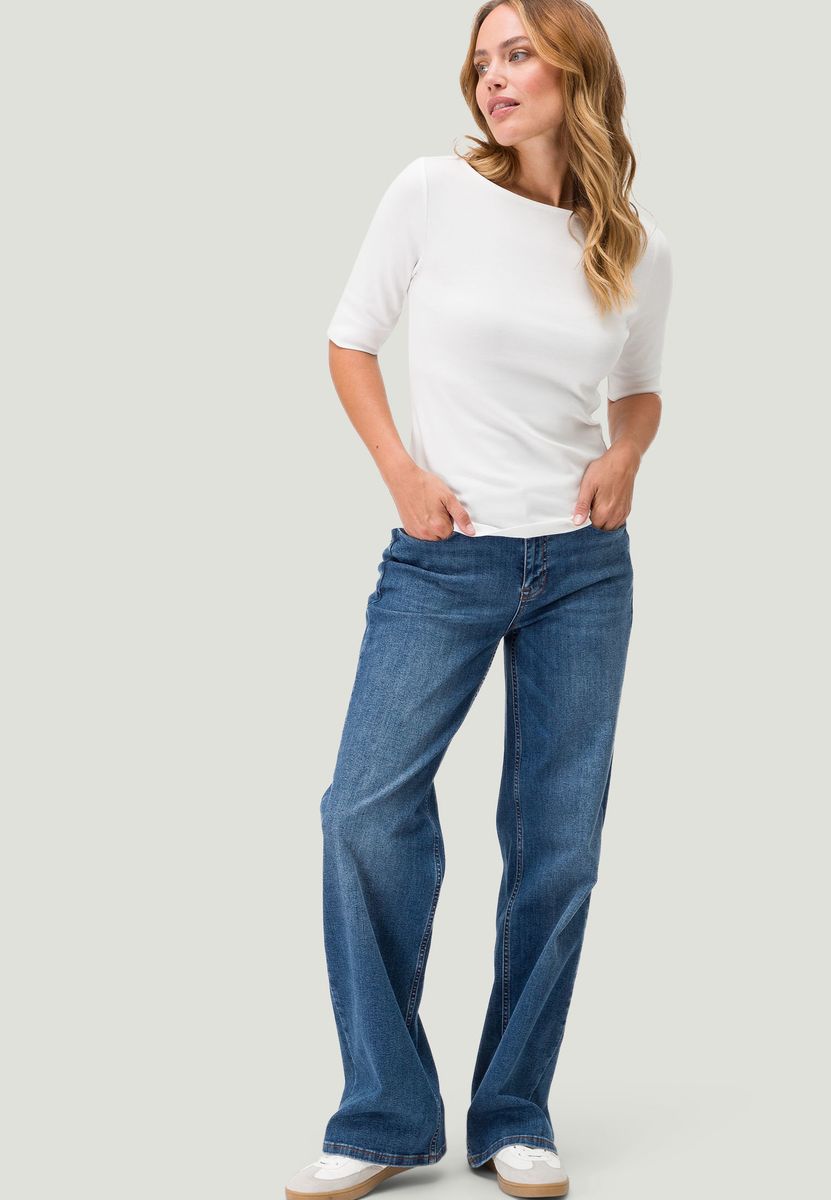 Basic Shirt mit U-Boot-Ausschnitt