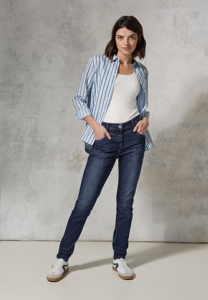 Jeans im Slim Fit