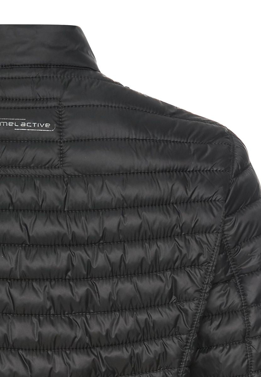 Leichte Steppjacke aus recyceltem Polyamid