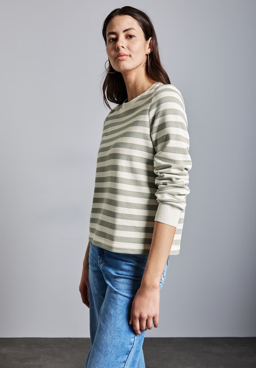 Gestreifter Sweater