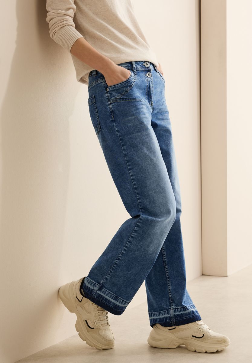Wide Leg Jeans