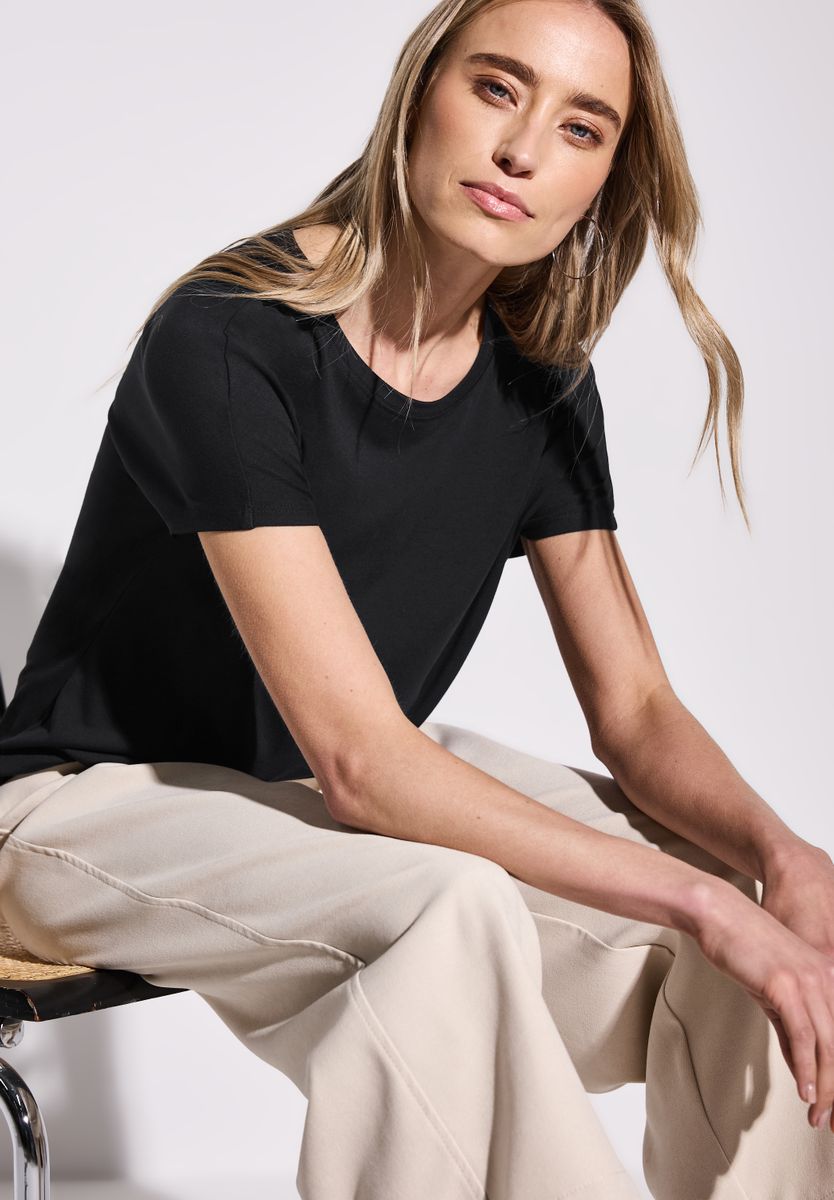 Shirt in Unifarbe