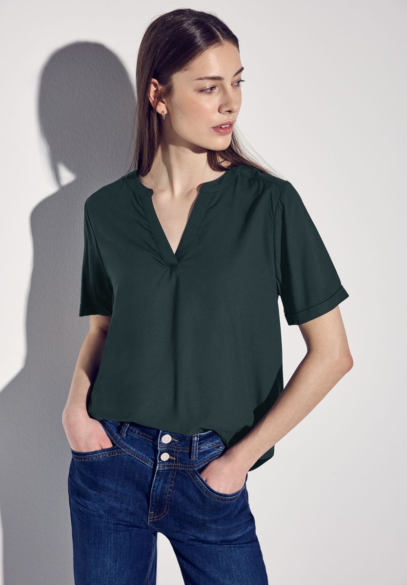 Bluse in Unifarbe