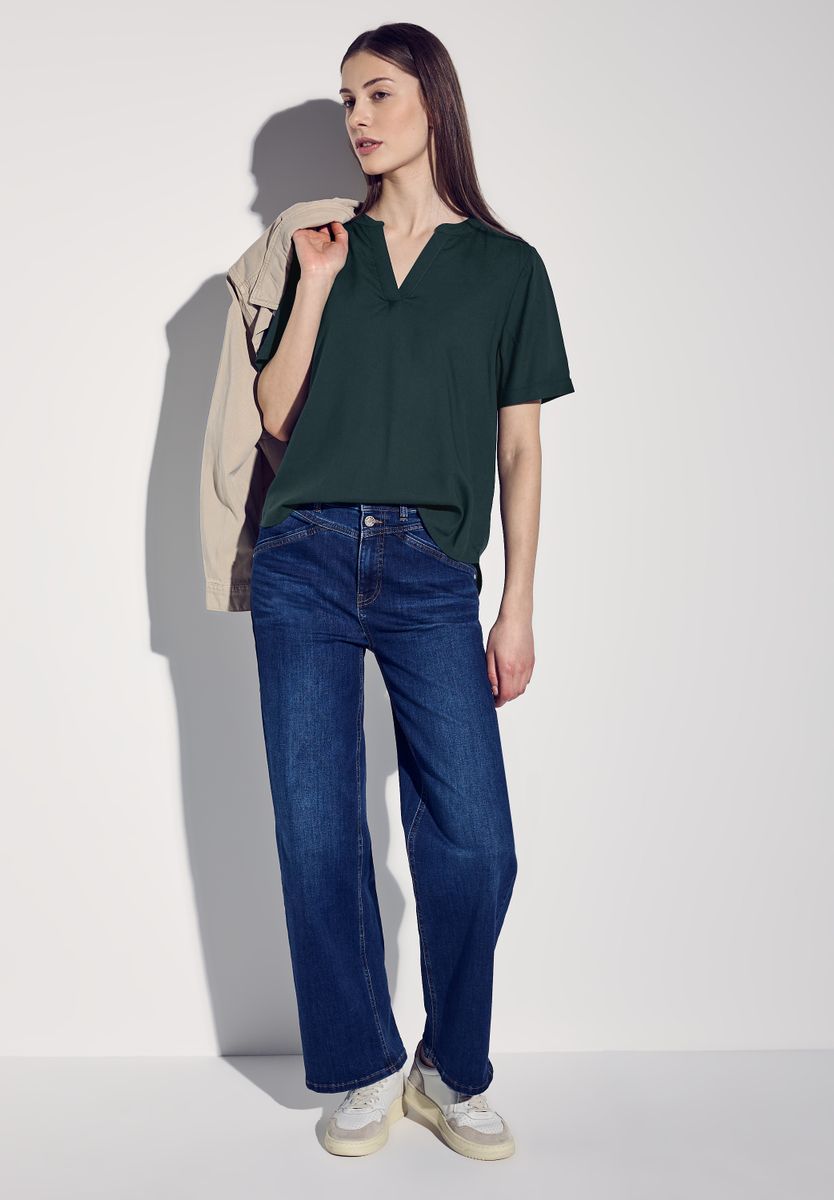Bluse in Unifarbe