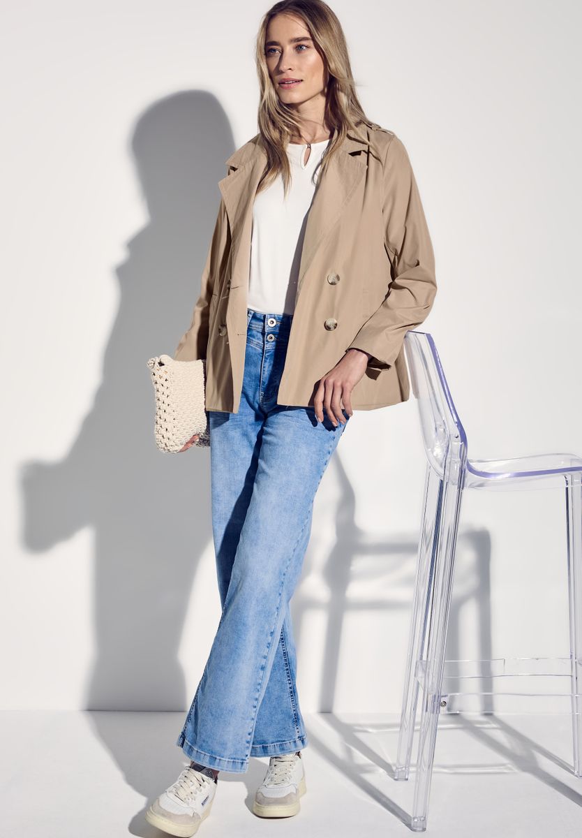Doppelreihiger Trenchcoat