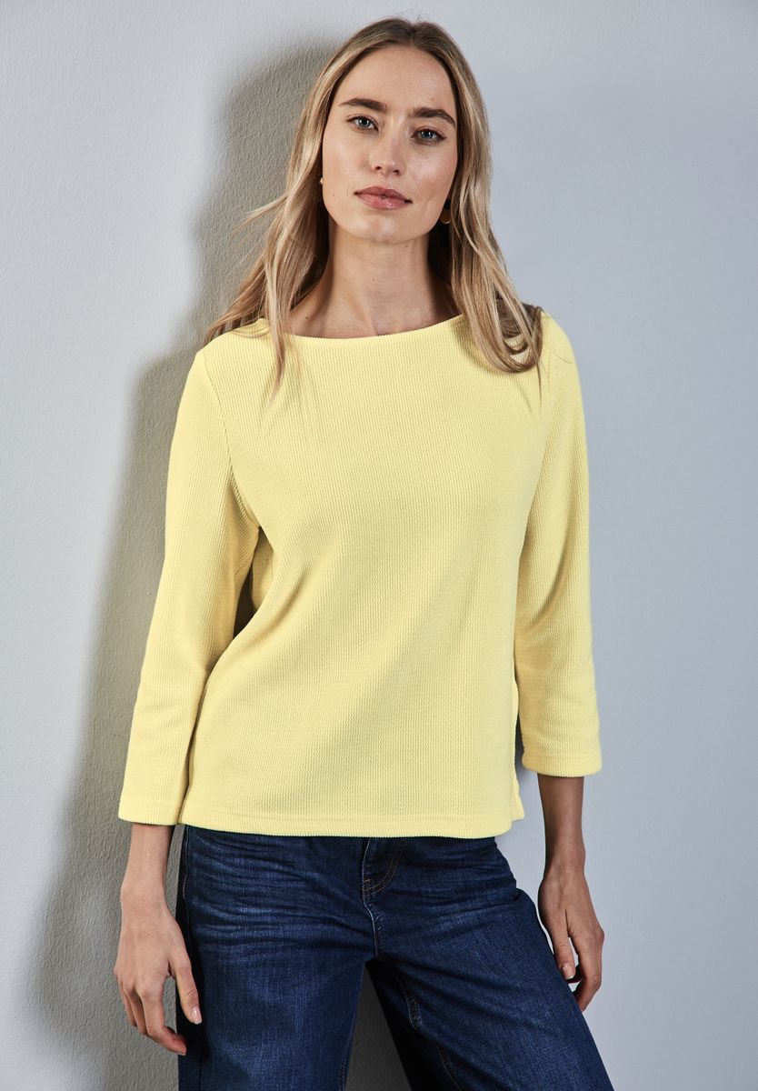Shirt mit U-Boot-Ausschnitt