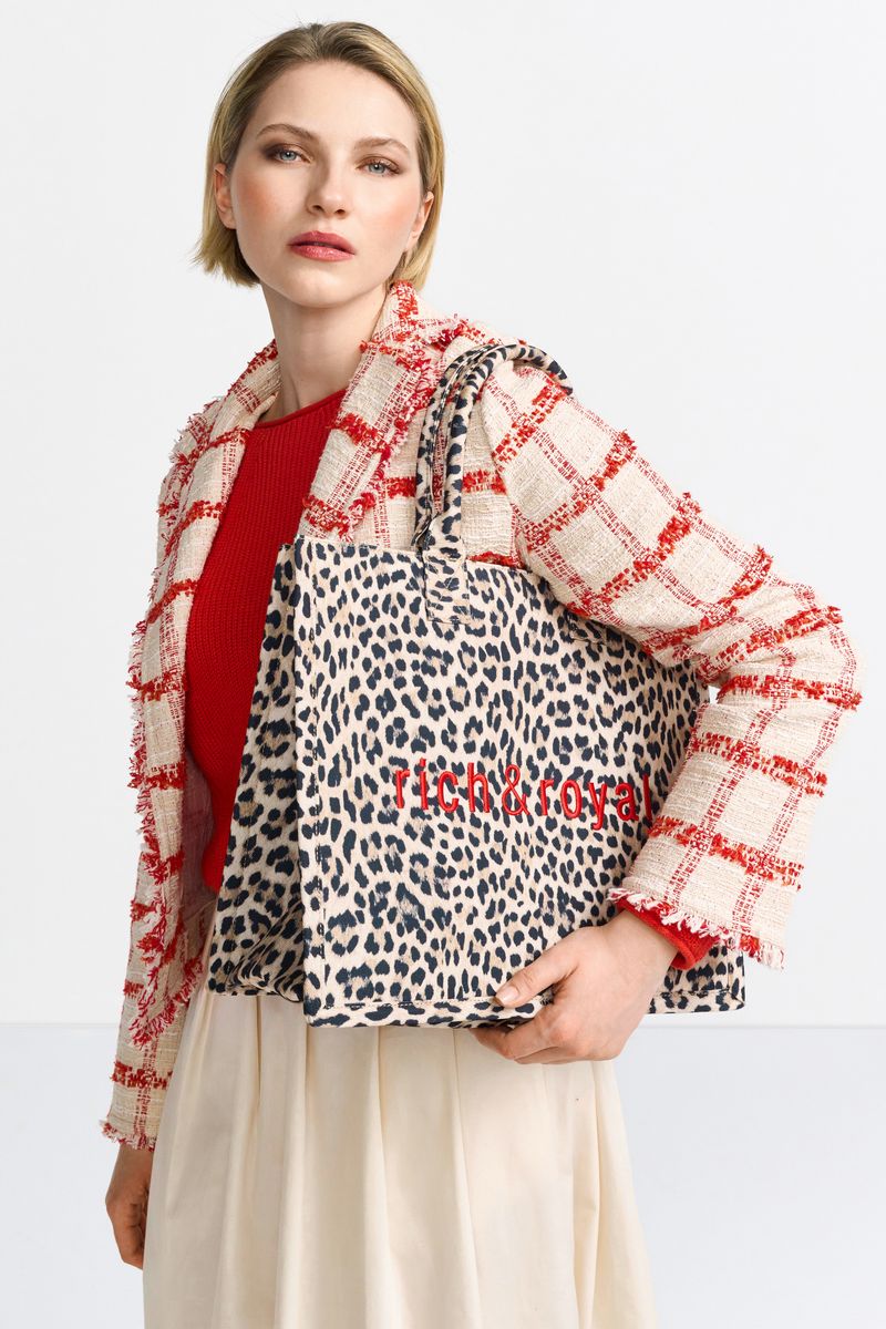 Shopping bag