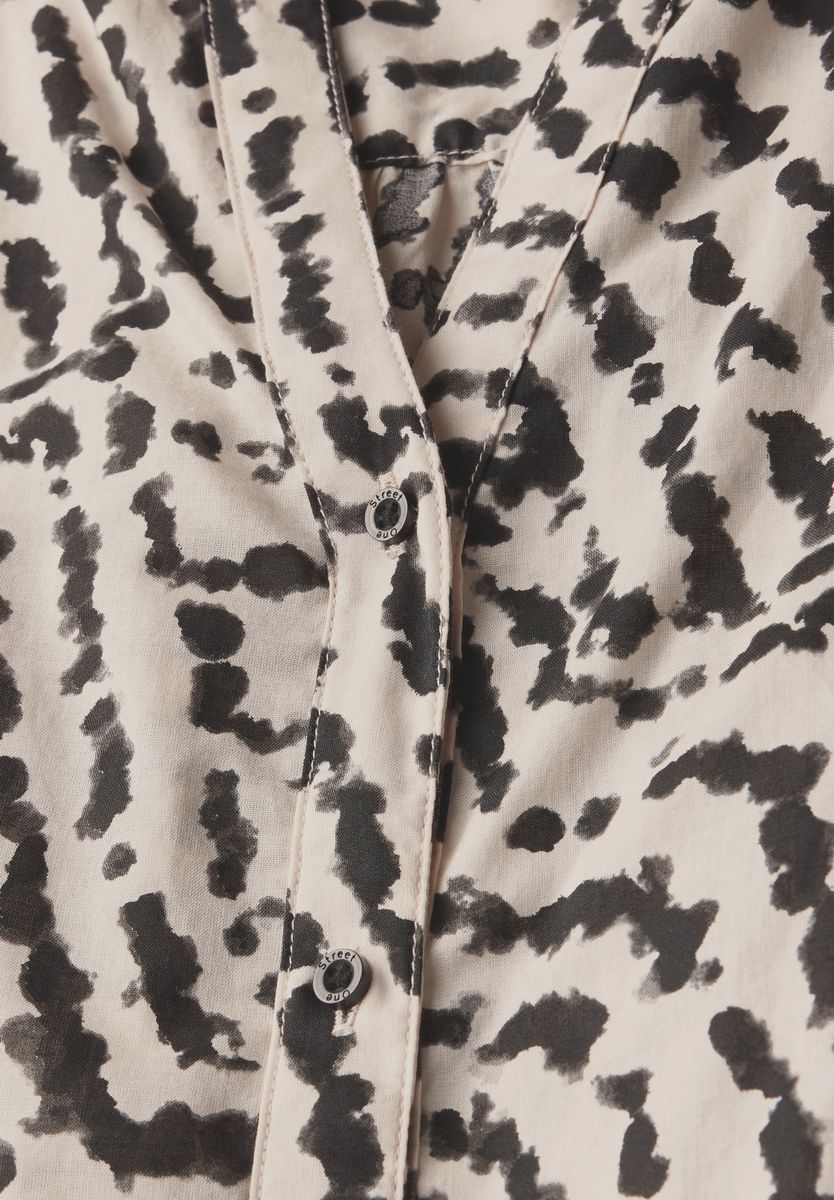 Print-Bluse mit Tapedetails