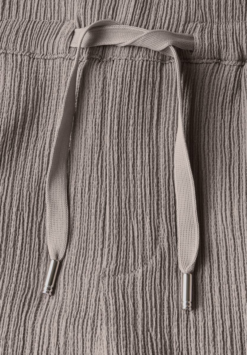 Wide Leg Hose mit Struktur