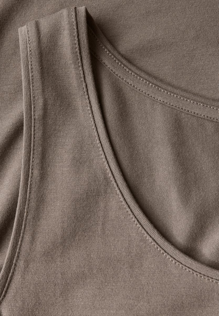 Basic Top in Unifarbe