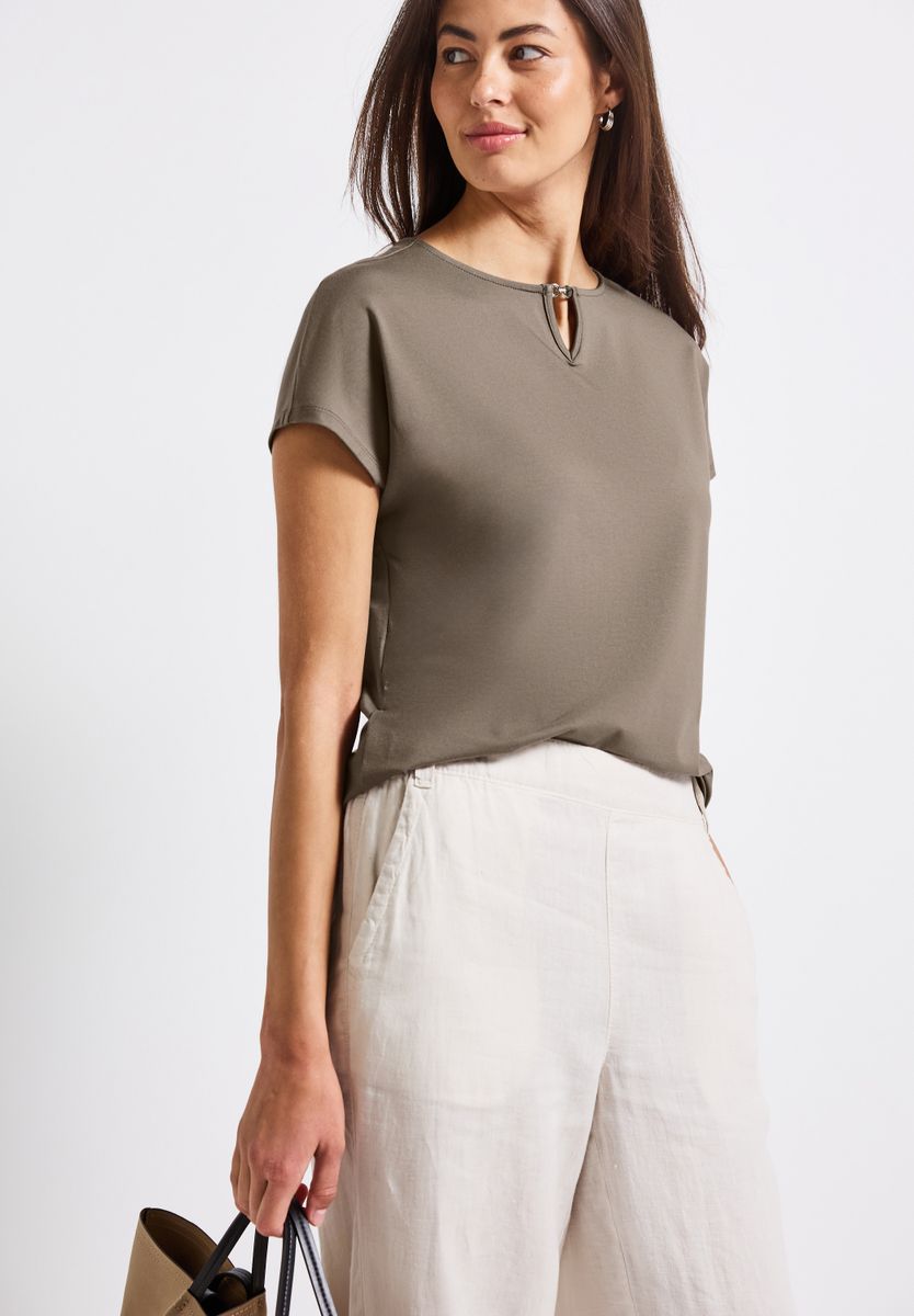 Shirt mit Cut-Out