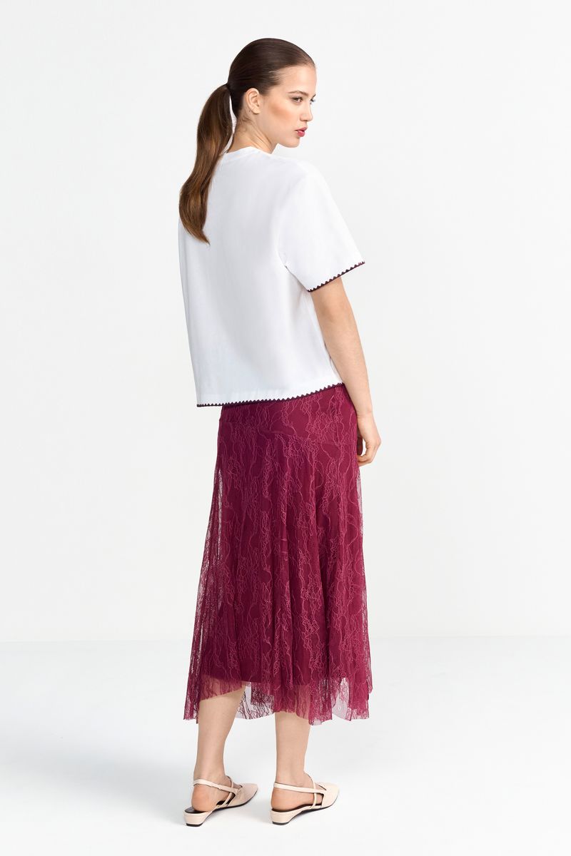 T-Shirt with Stitching Details