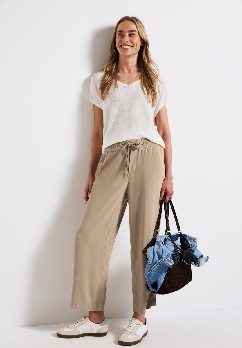 Wide Leg Hose