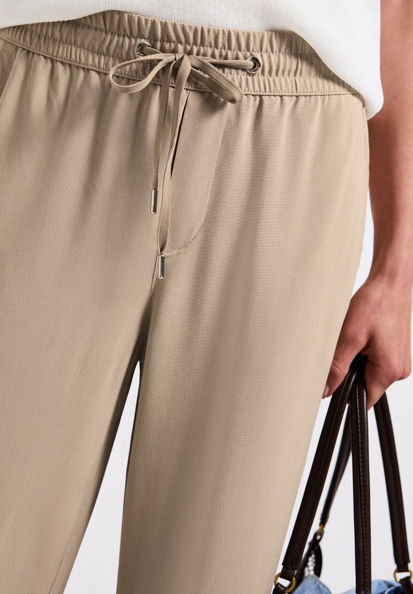 Wide Leg Hose
