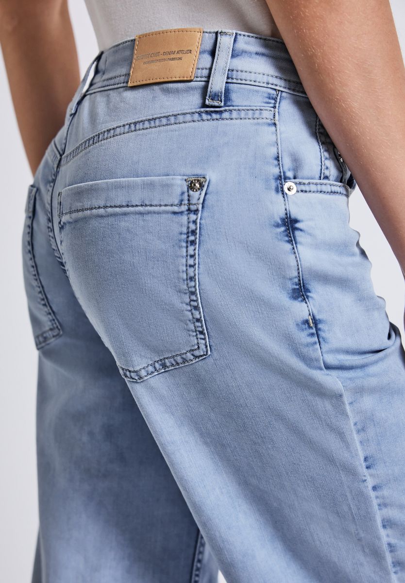 Wide Leg Jeans