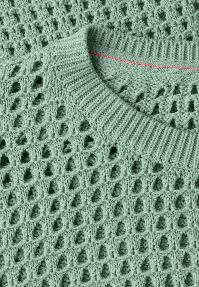 Pullover im Häkel-Optik