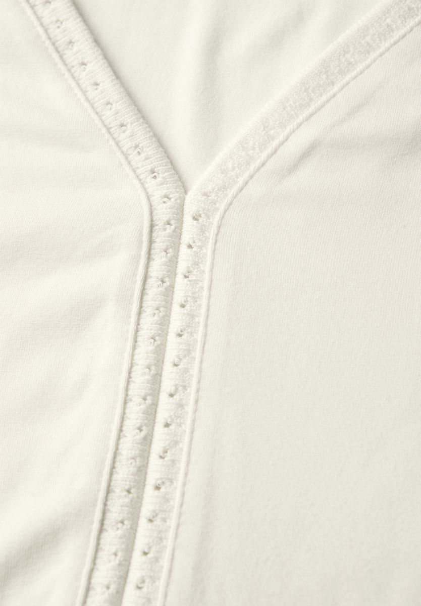 Jersey-Top mit Häkeldetails