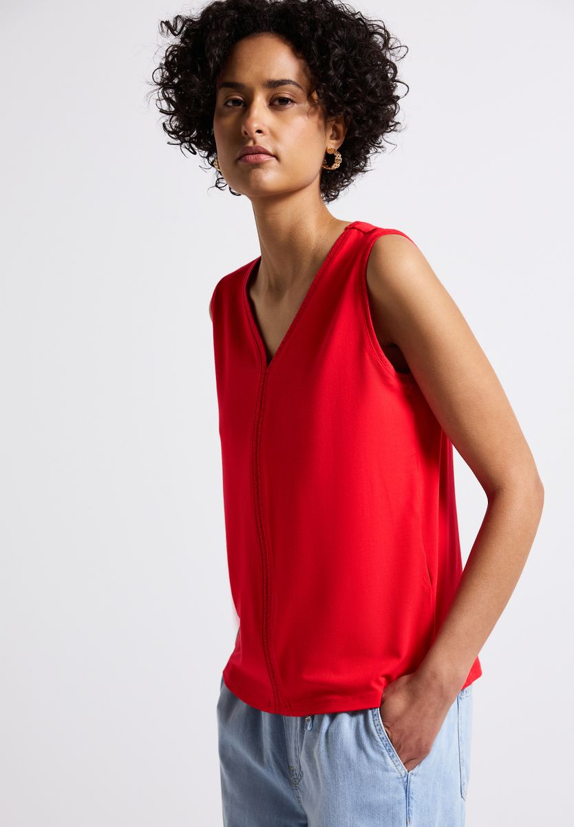 Jersey-Top mit Häkeldetails