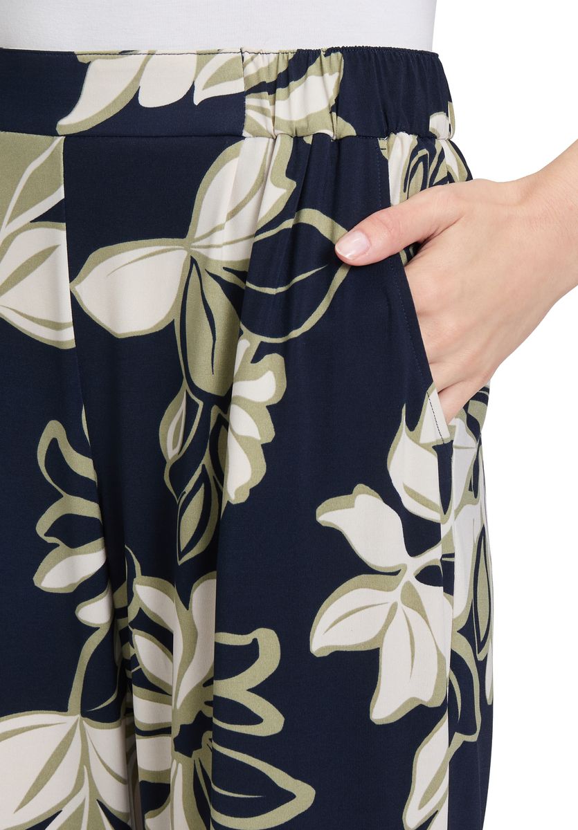 Schlupfhose