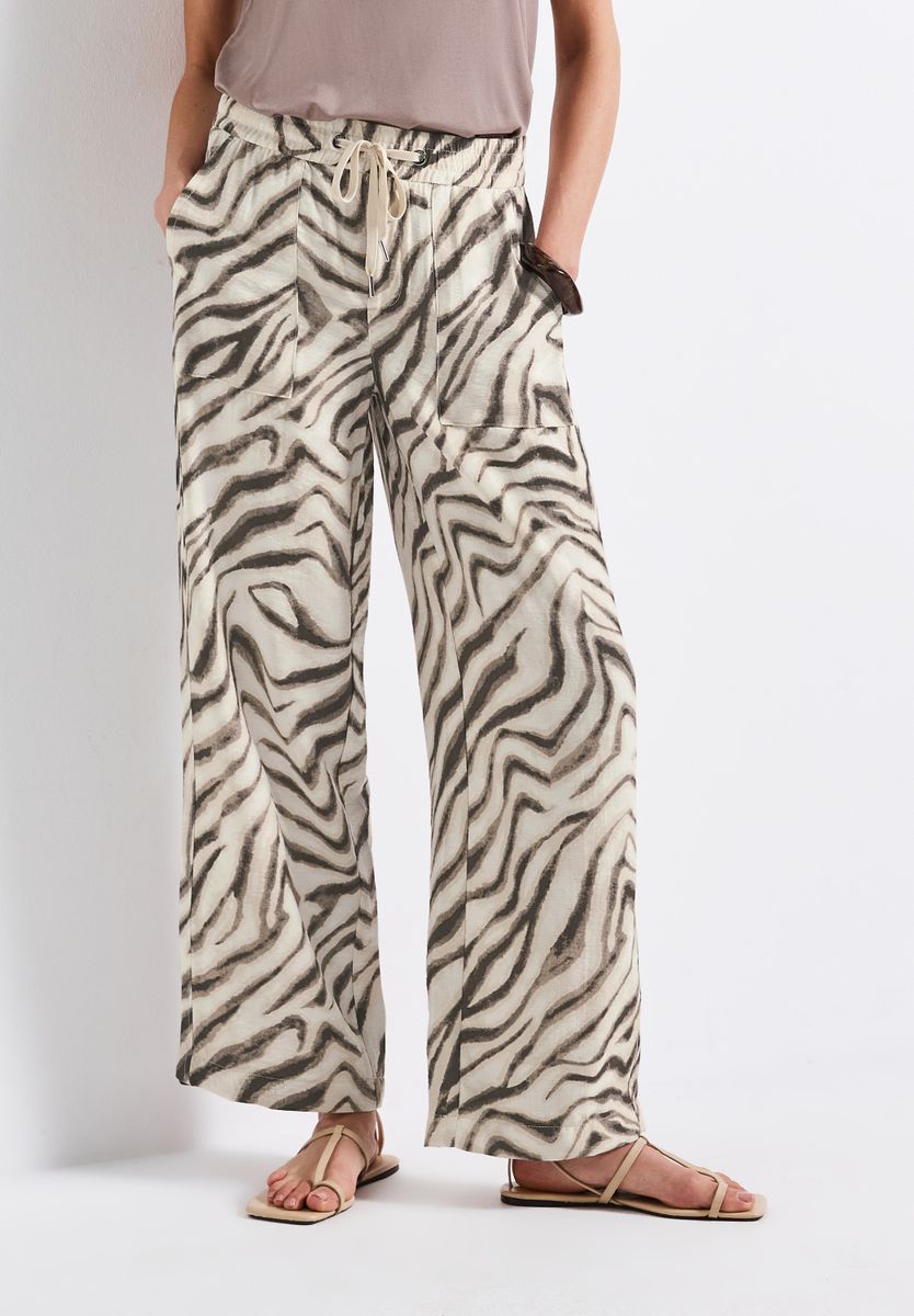 Wide Leg Crepe Hose
