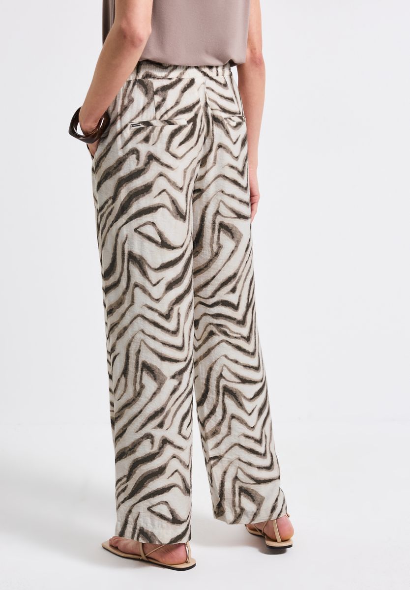 Wide Leg Crepe Hose