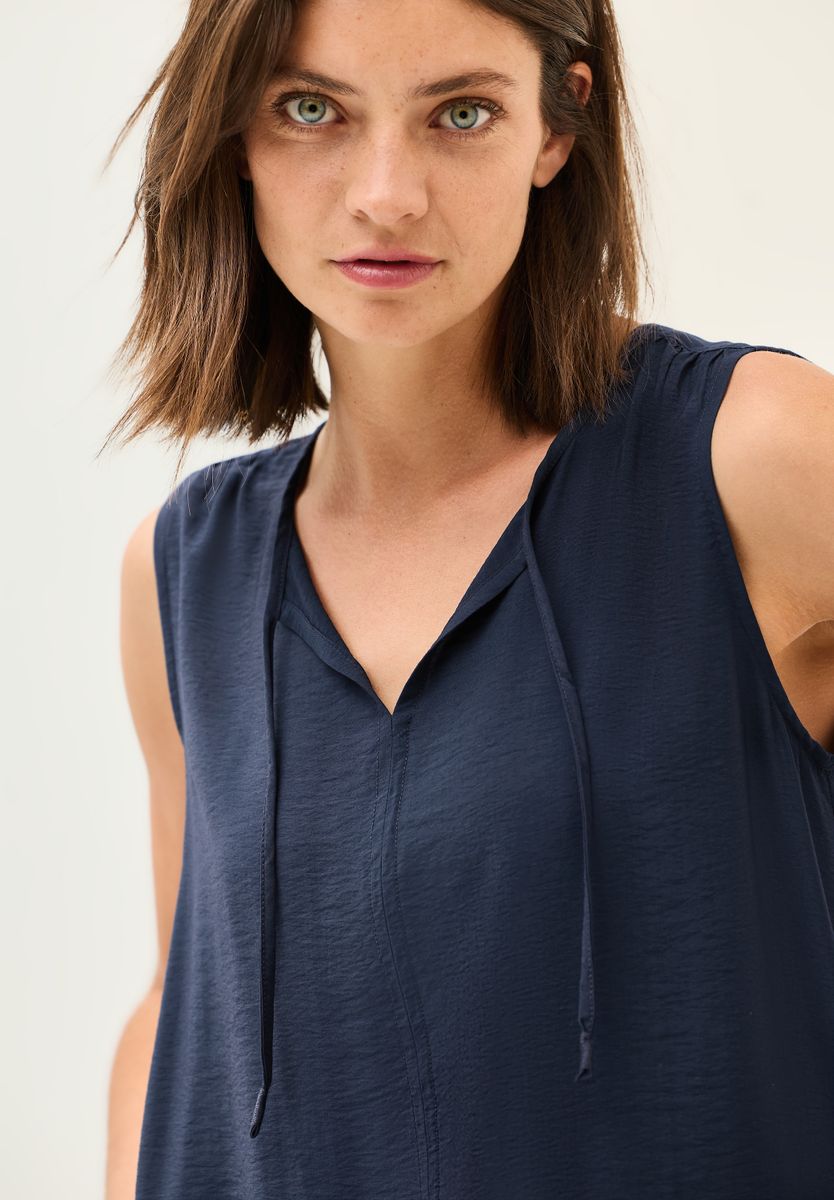 Kleid in Unifarbe