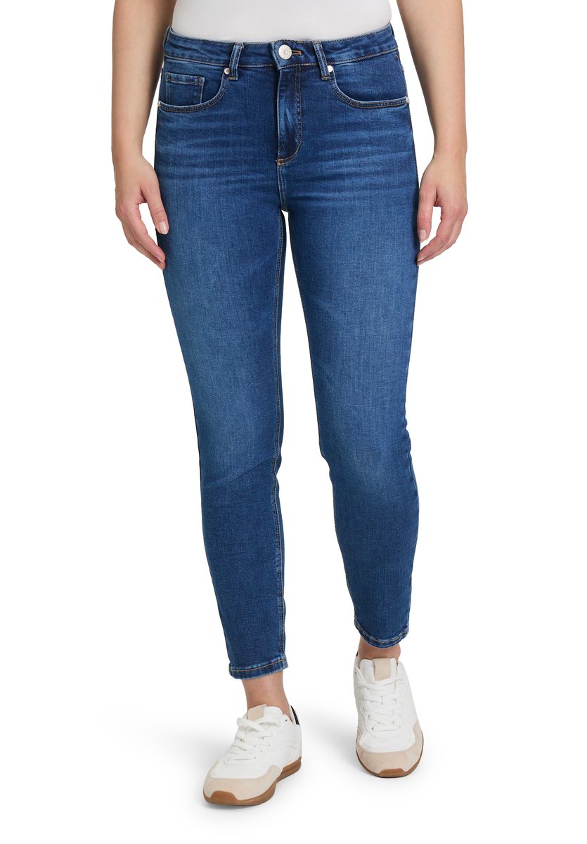 Basic-Jeans