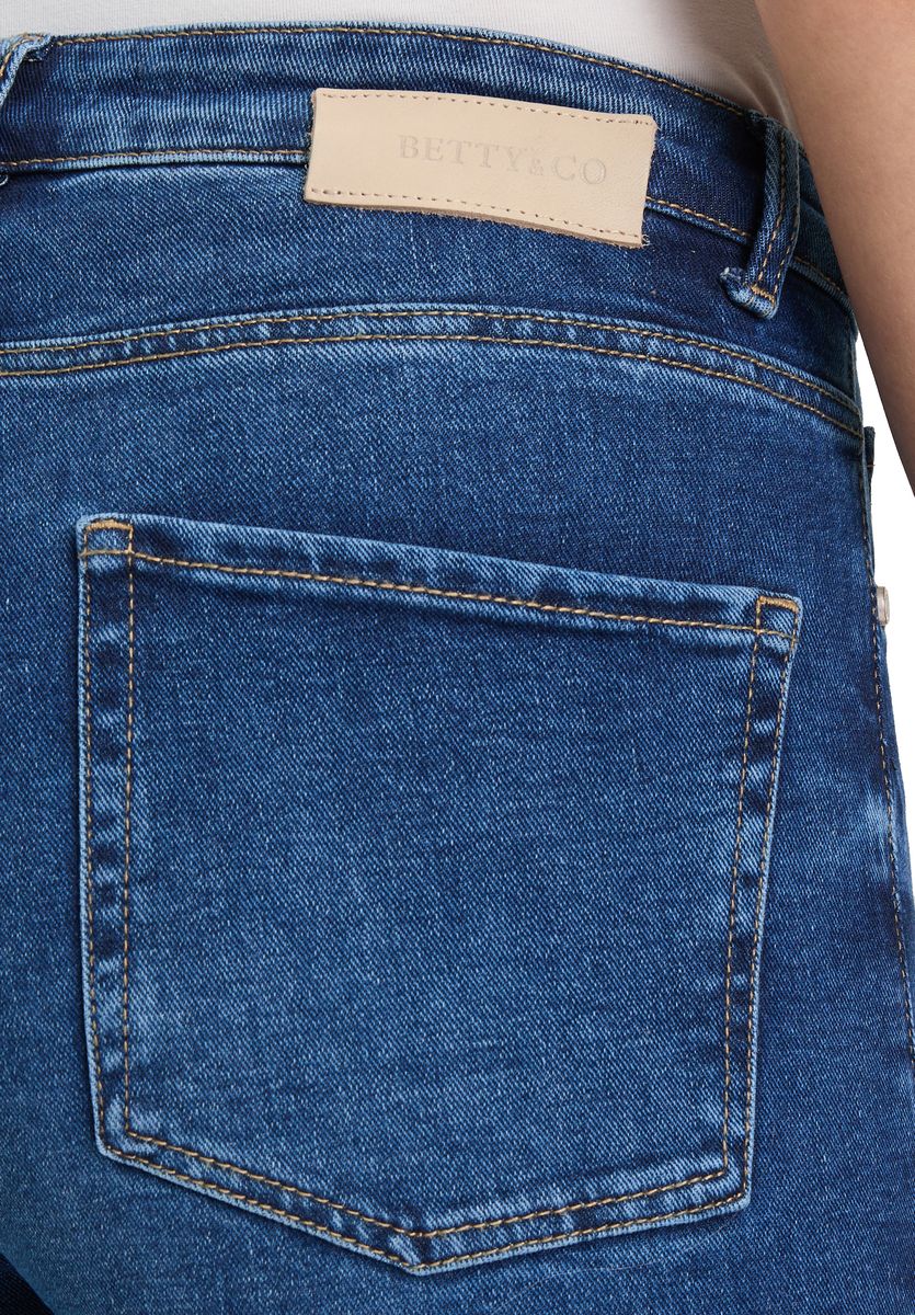 Basic-Jeans
