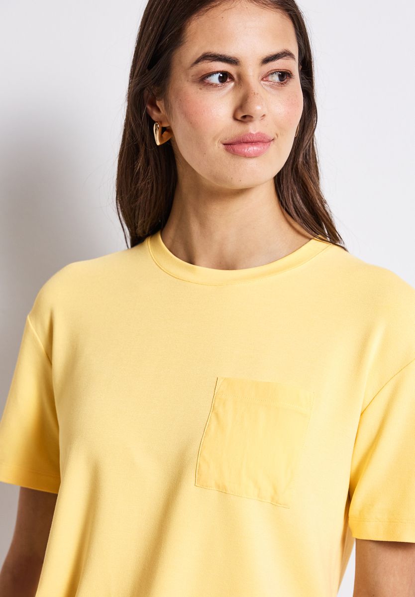 T-Shirt mit Brusttasche
