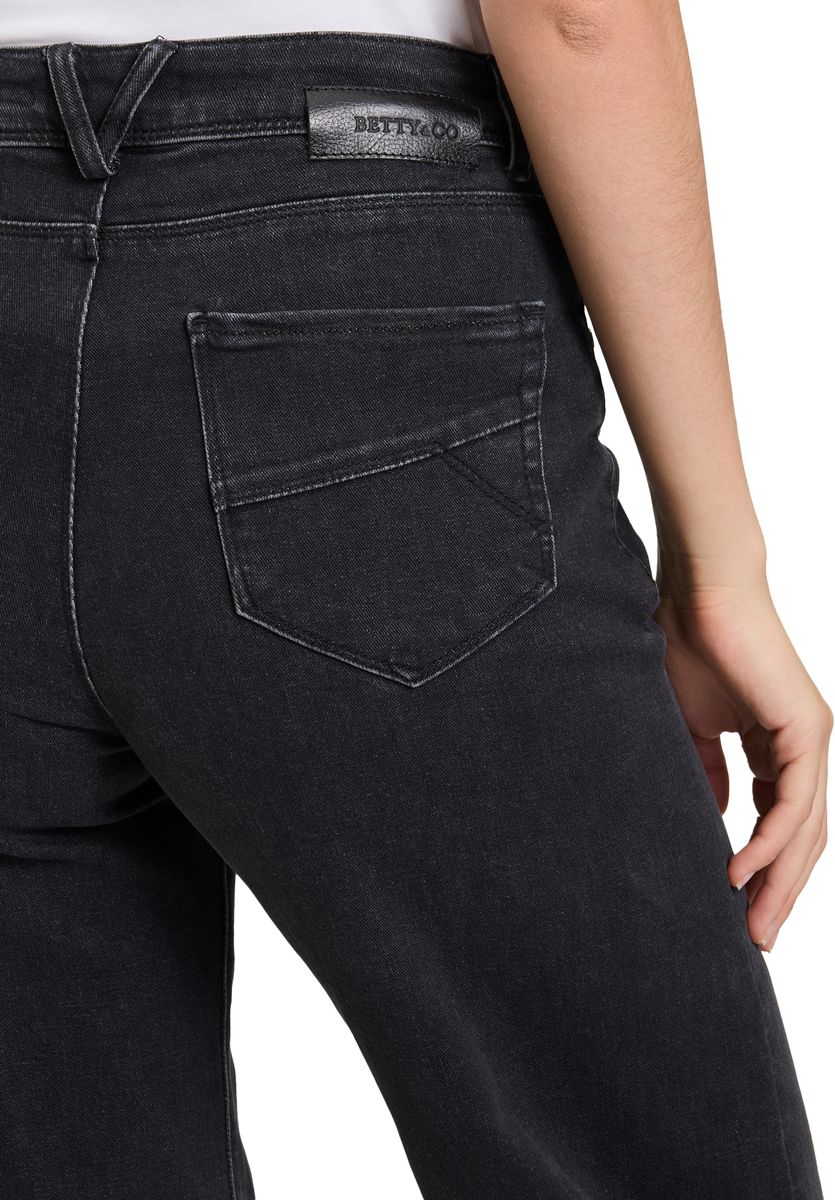 High Waisted-Jeans