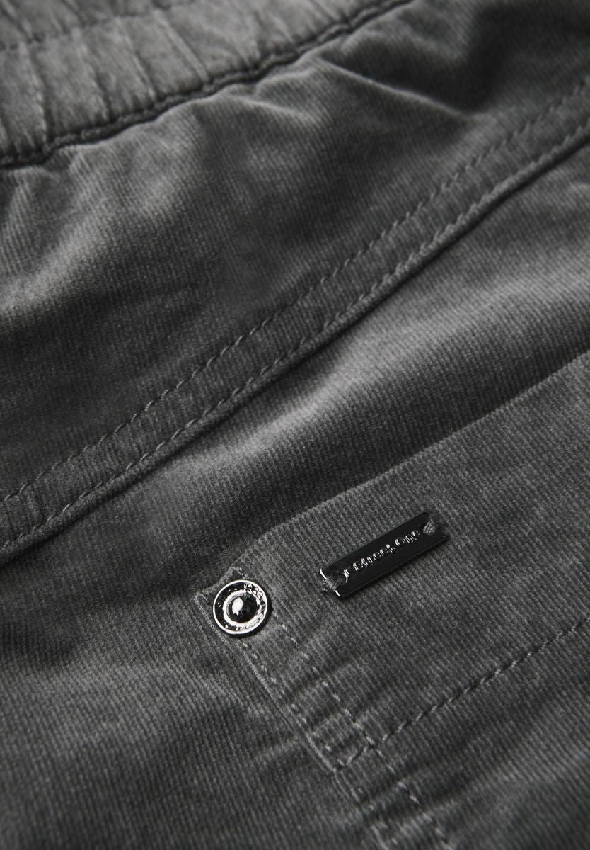 Loose Fit Cordhose