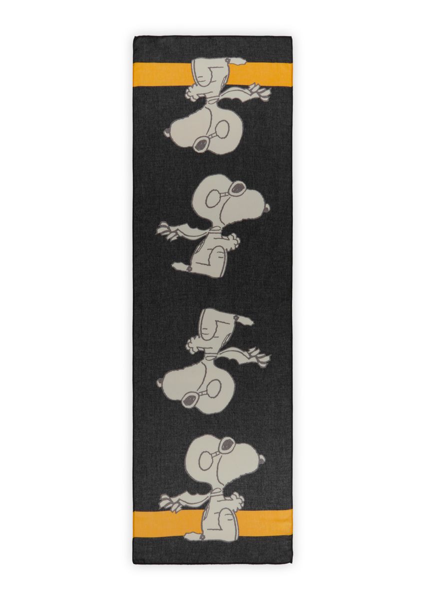 PEANUTS? Schal aus recyceltem Polyester mit fahrendem Snoopy