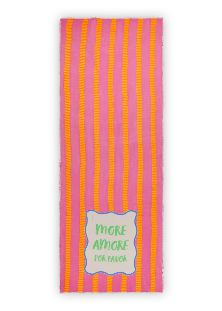 gedruckter Schal aus weicher Viskose-Model-Mischung mit More-Amore-Druck