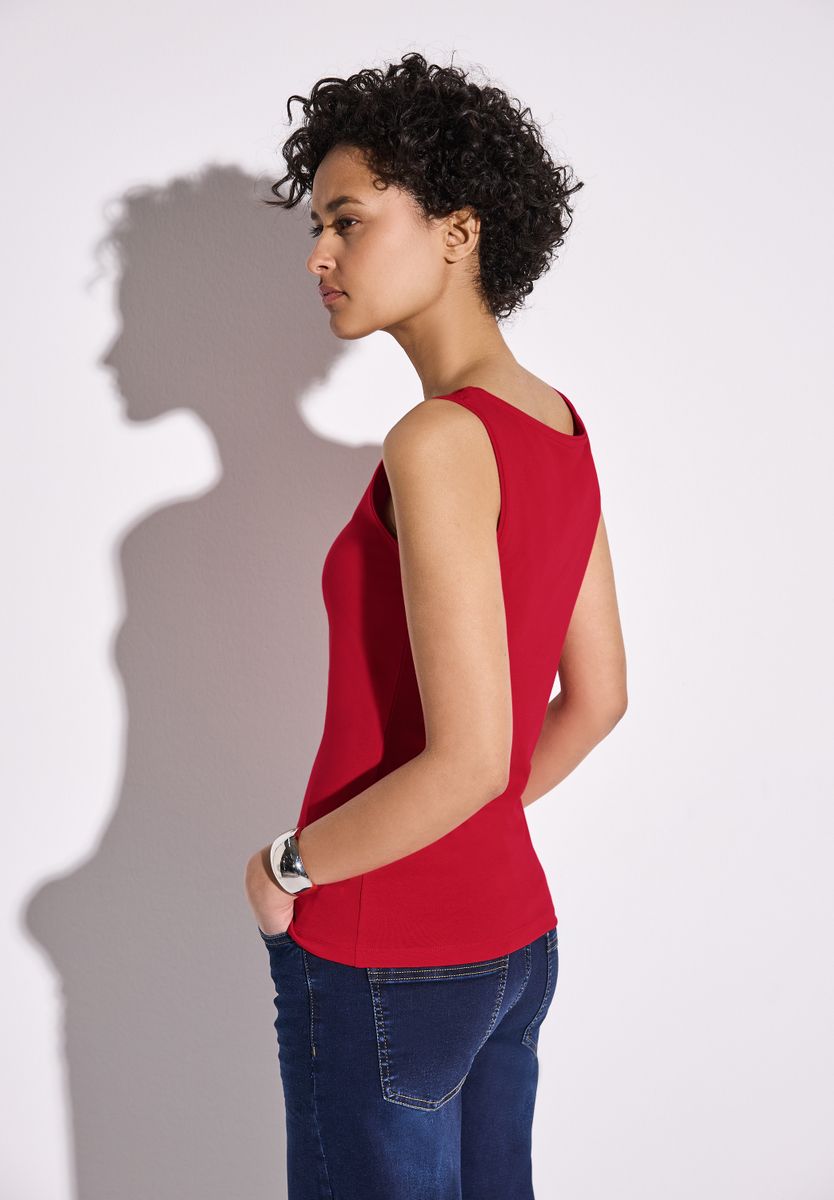 Basic Top in Unifarbe