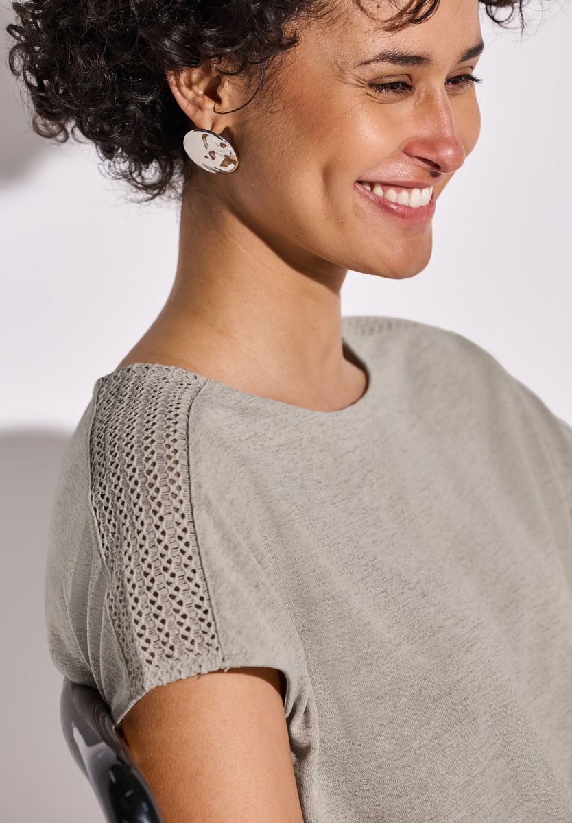 Shirt mit Spitzendetail