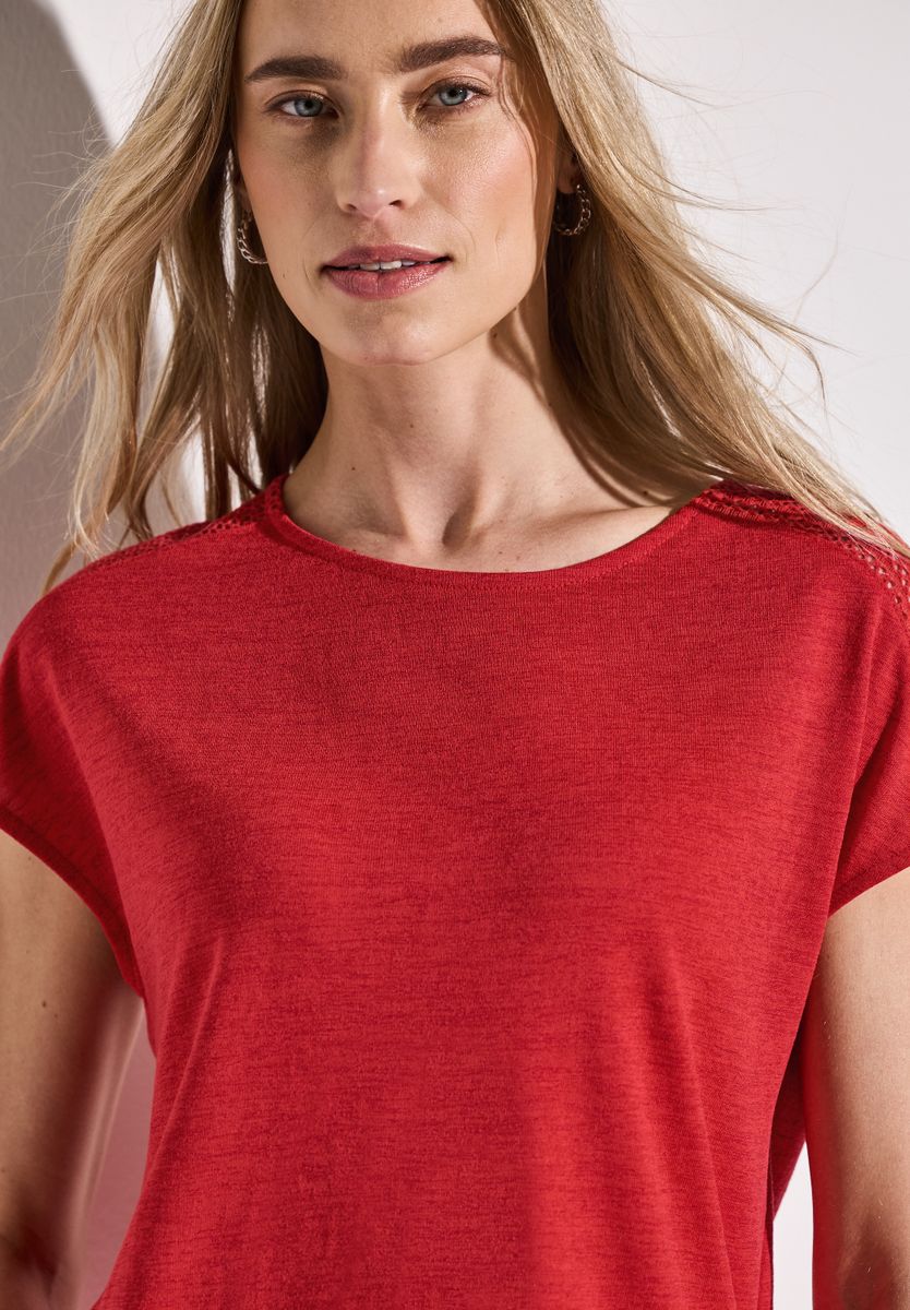 Shirt mit Spitzendetail