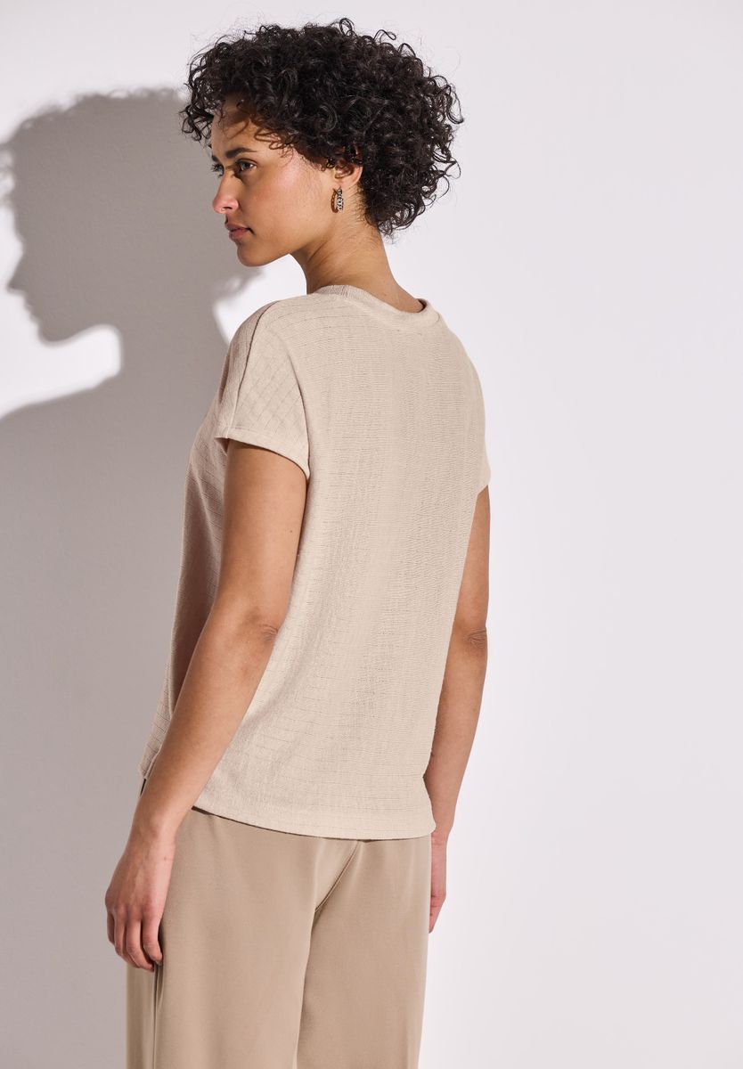 Shirt mit Streifenstruktur