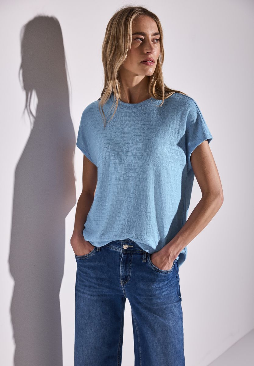 Shirt mit Streifenstruktur
