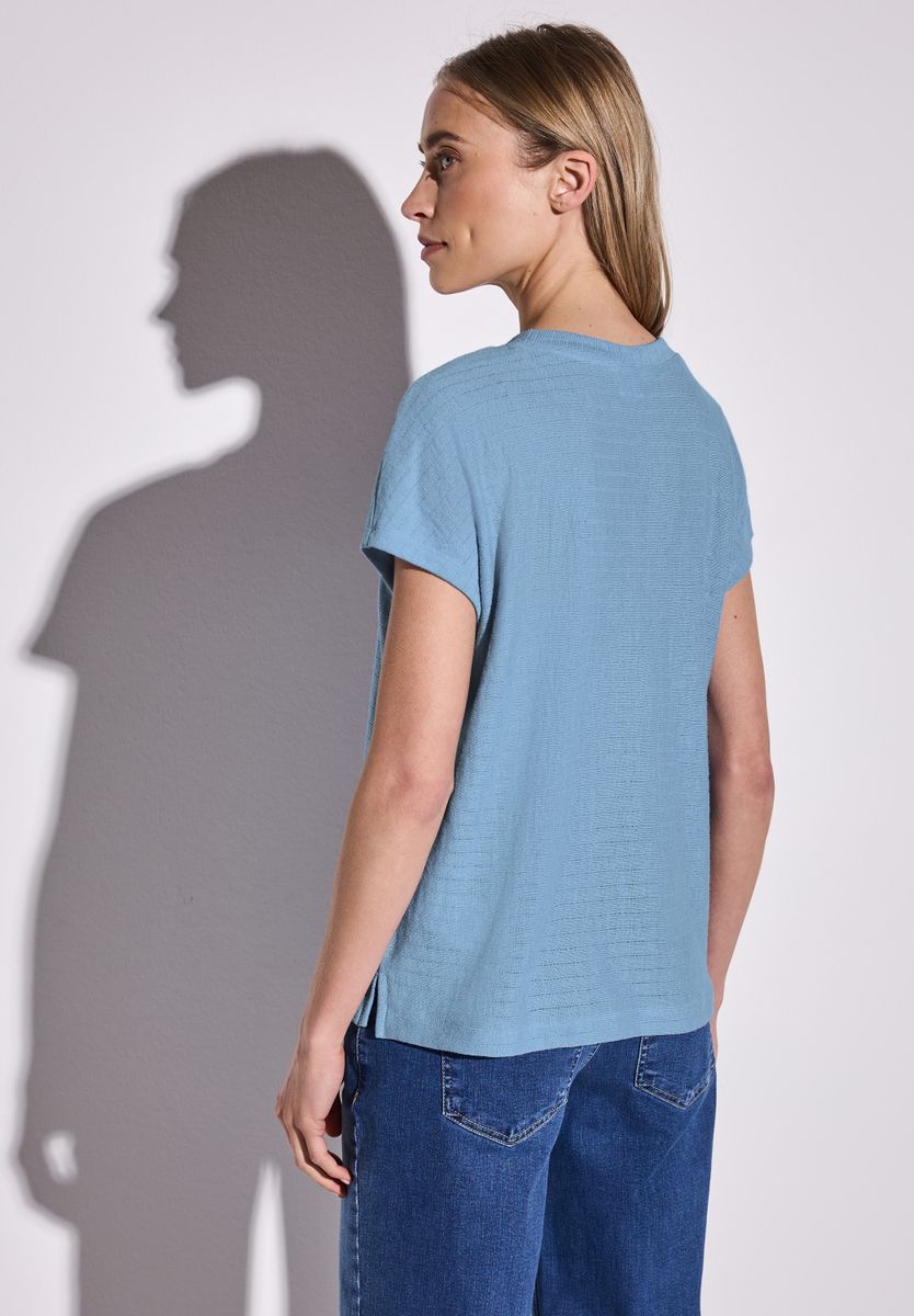 Shirt mit Streifenstruktur