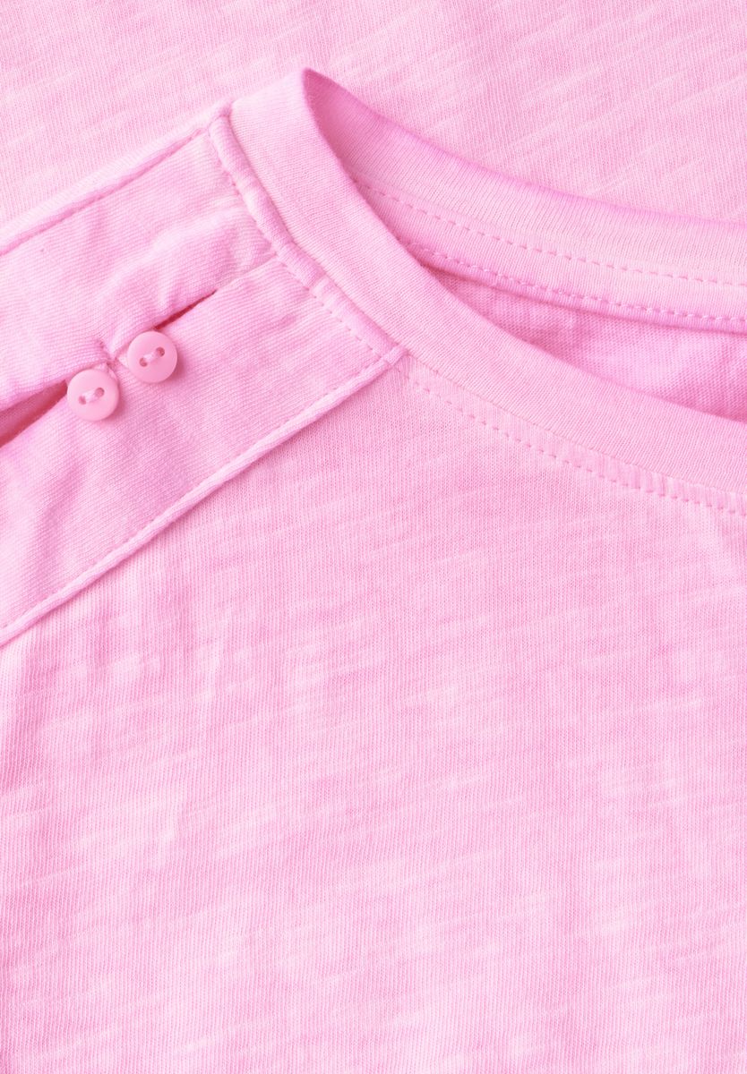 T-Shirt mit Knopfdetail