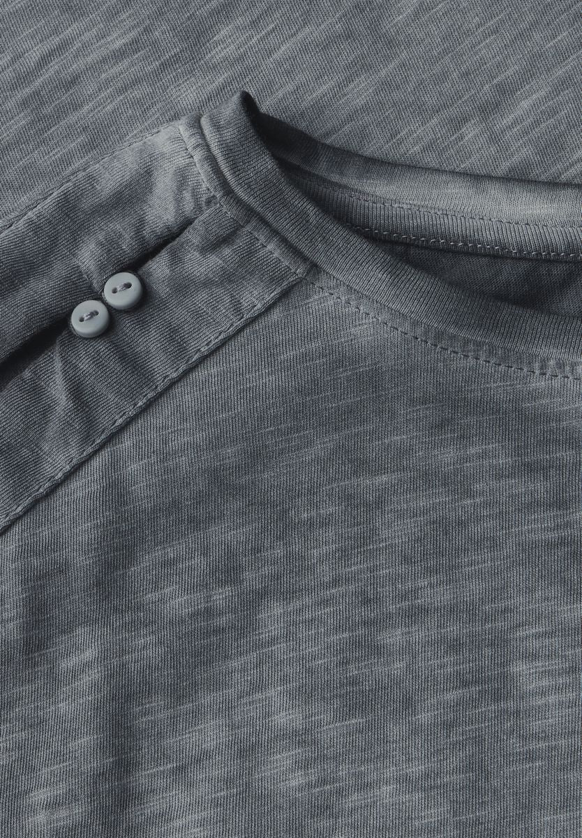 T-Shirt mit Knopfdetail