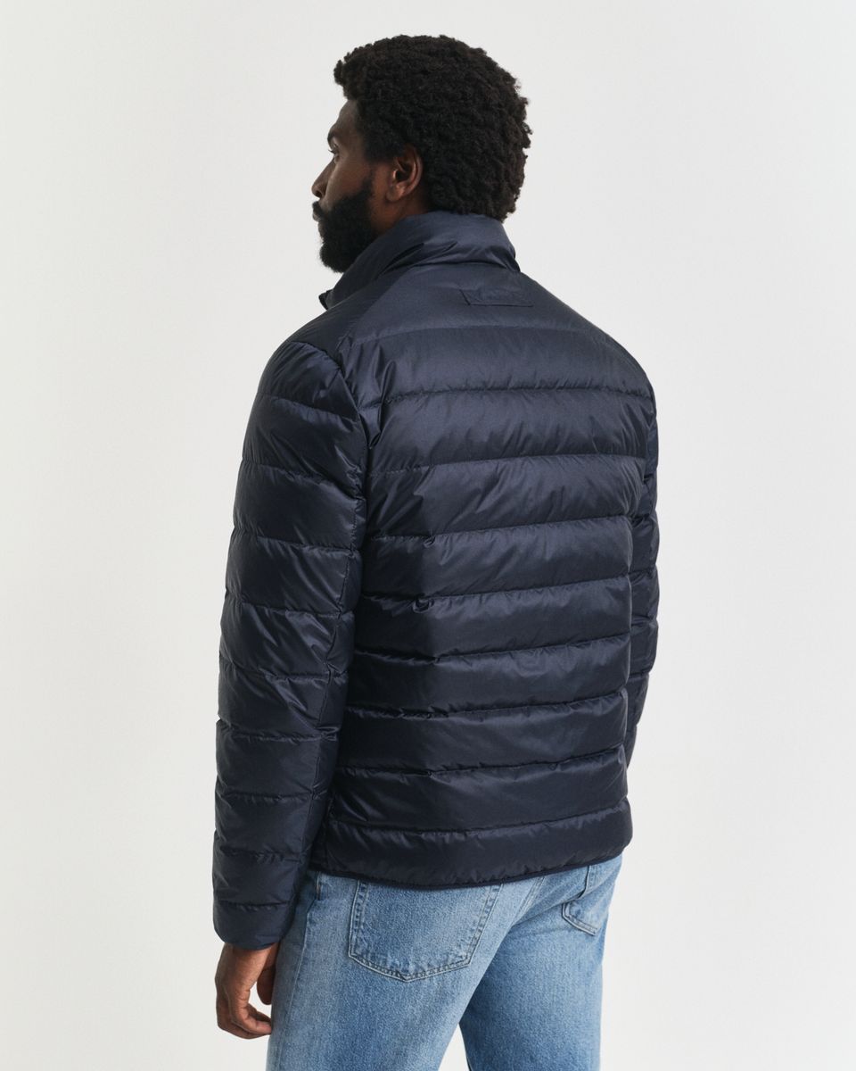 Leichte Daunenjacke