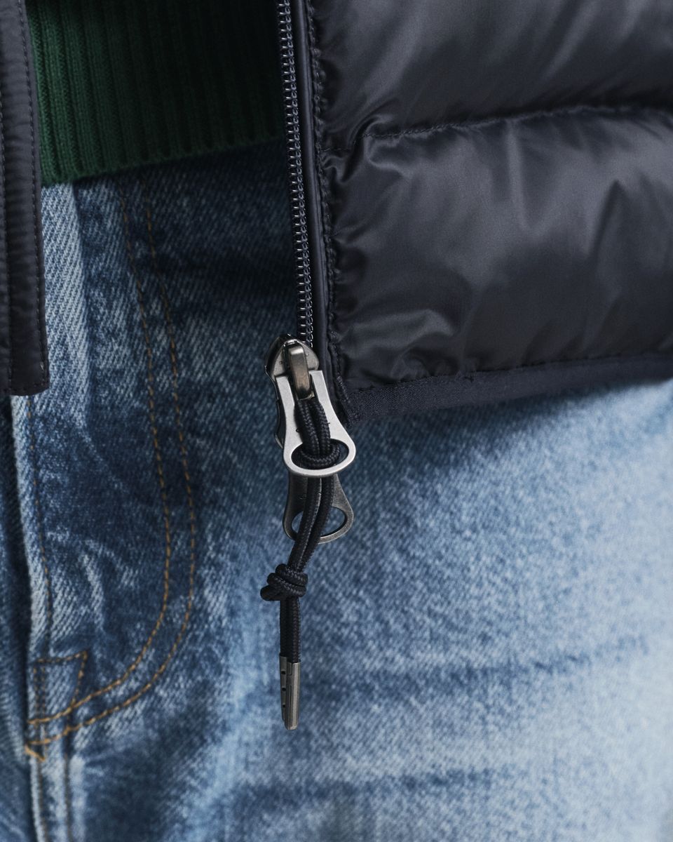 Leichte Daunenjacke
