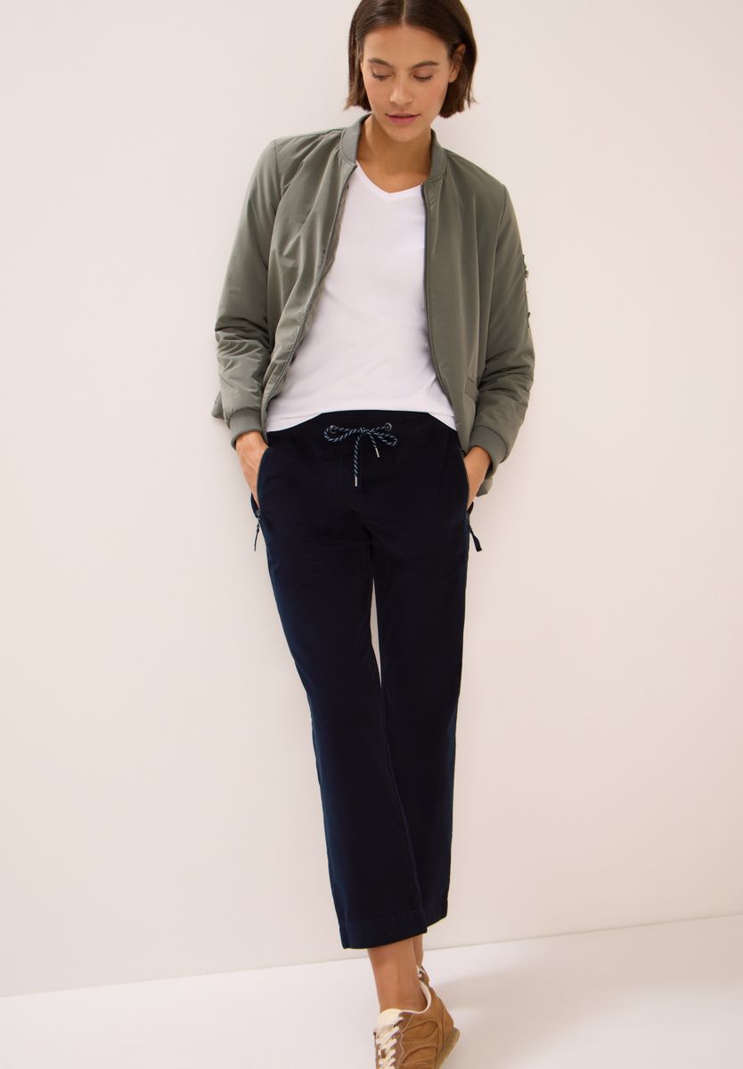 Cordhose im Casual Fit