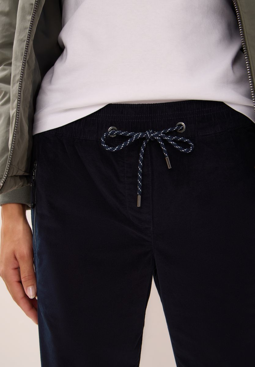 Cordhose im Casual Fit