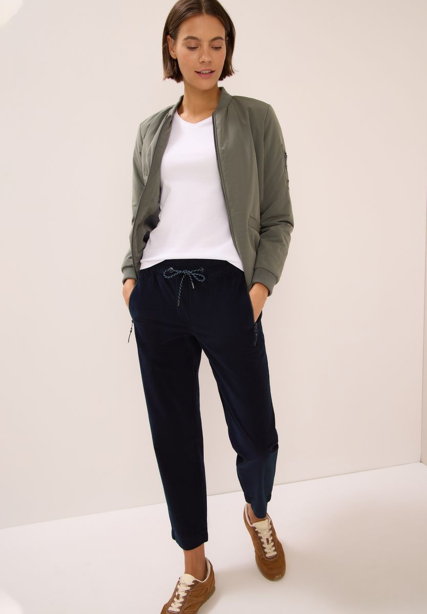 Cordhose im Casual Fit