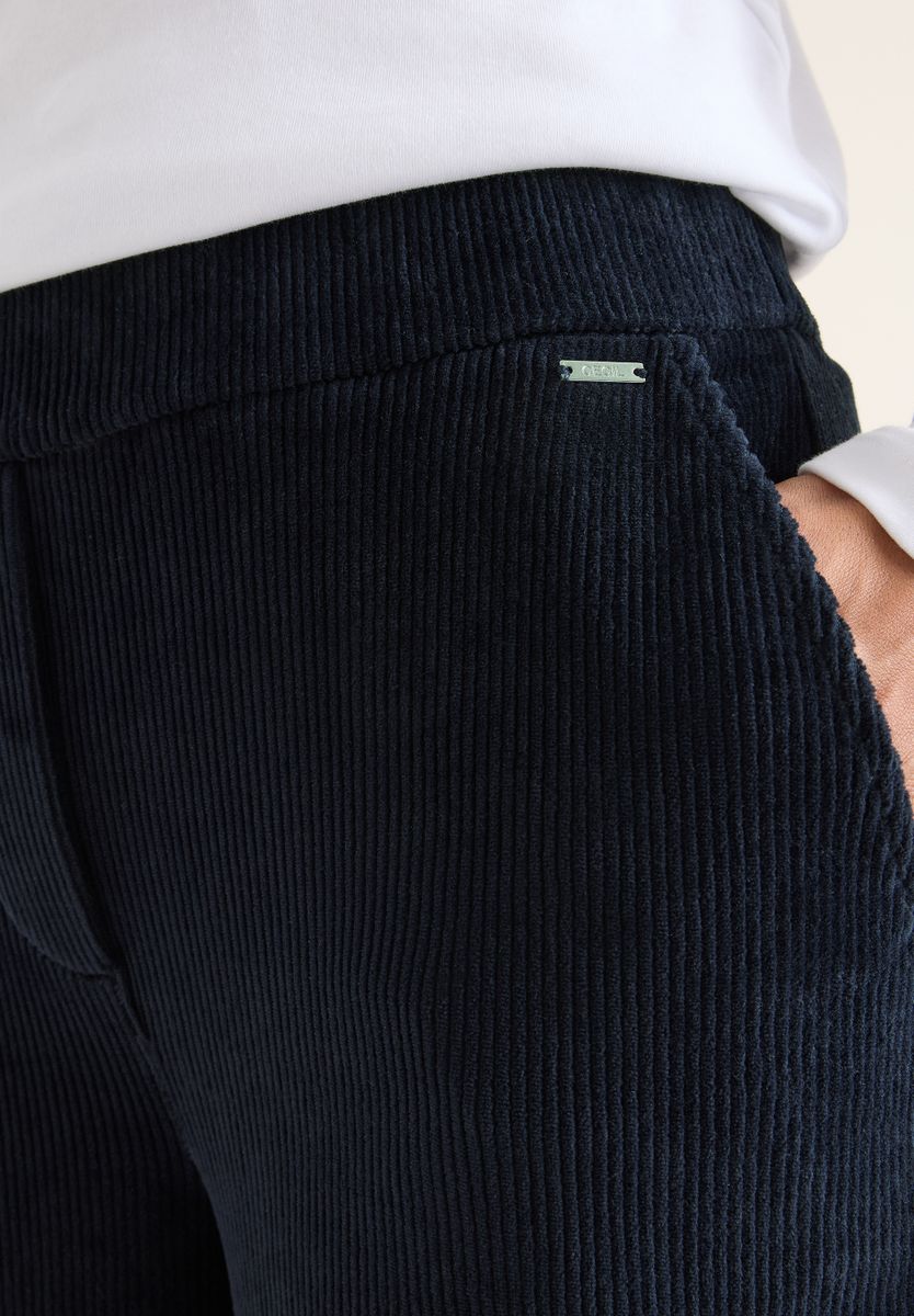 Wide Leg Cordhose