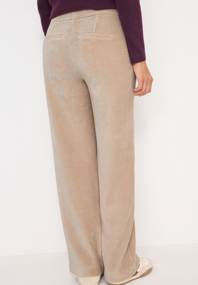 Wide Leg Cordhose